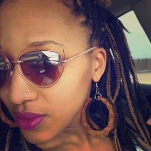 Meet your Posher, Tisha